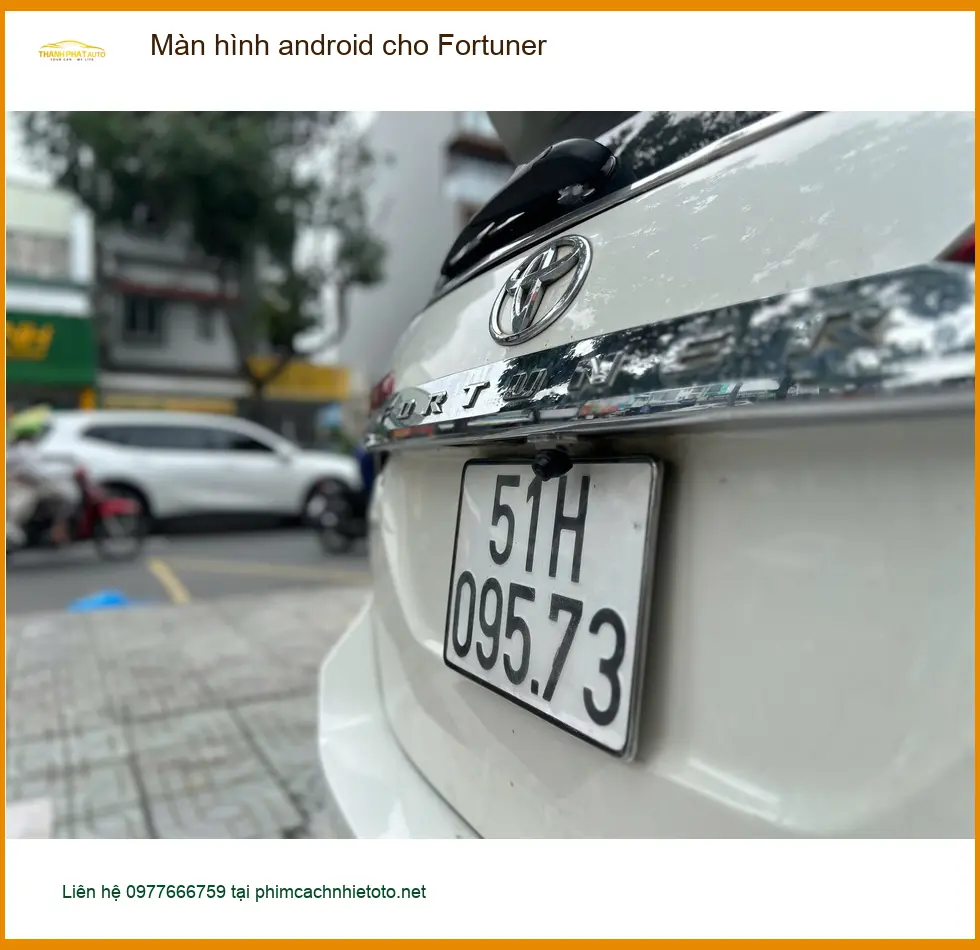 Anh Khang lắp màn hình Android cho Fortuner tại Quận 12 để nâng tầm trải nghiệm lái xe
