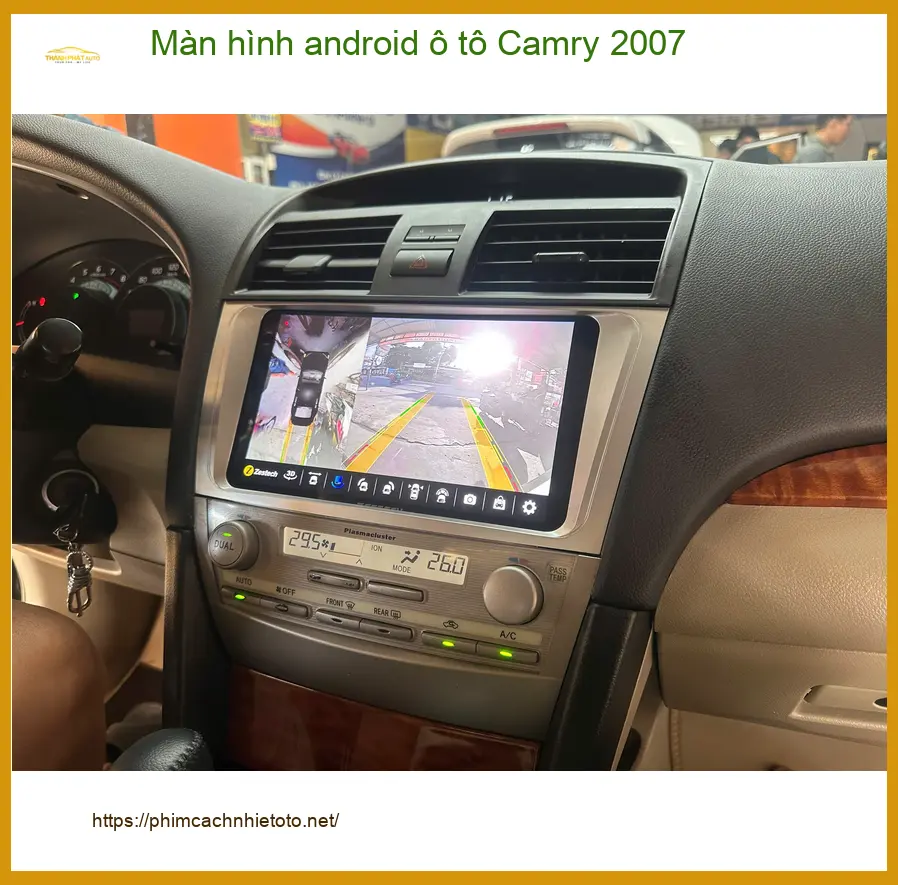 Anh Khải nâng cấp màn hình Android cho Camry 2007 tại Quận 9