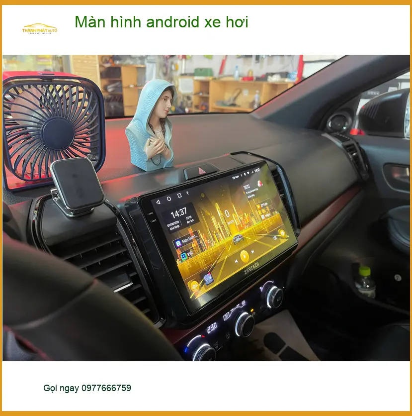 Anh Khải gắn Màn hình android xe hơi cho Honda CR-V ở Hóc Môn.
