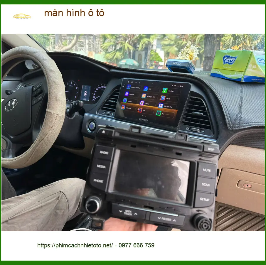Chị Thảo lắp màn hình ô tô cho Hyundai Accent tại Bình Chánh để nâng cấp tính năng giải trí ảnh thực tế 4