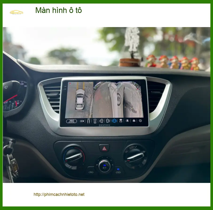 Anh Quý lắp màn hình ô tô cho Hyundai Santa Fe tại Quận 2 vì màn zin đã cũ ảnh thực tế 4