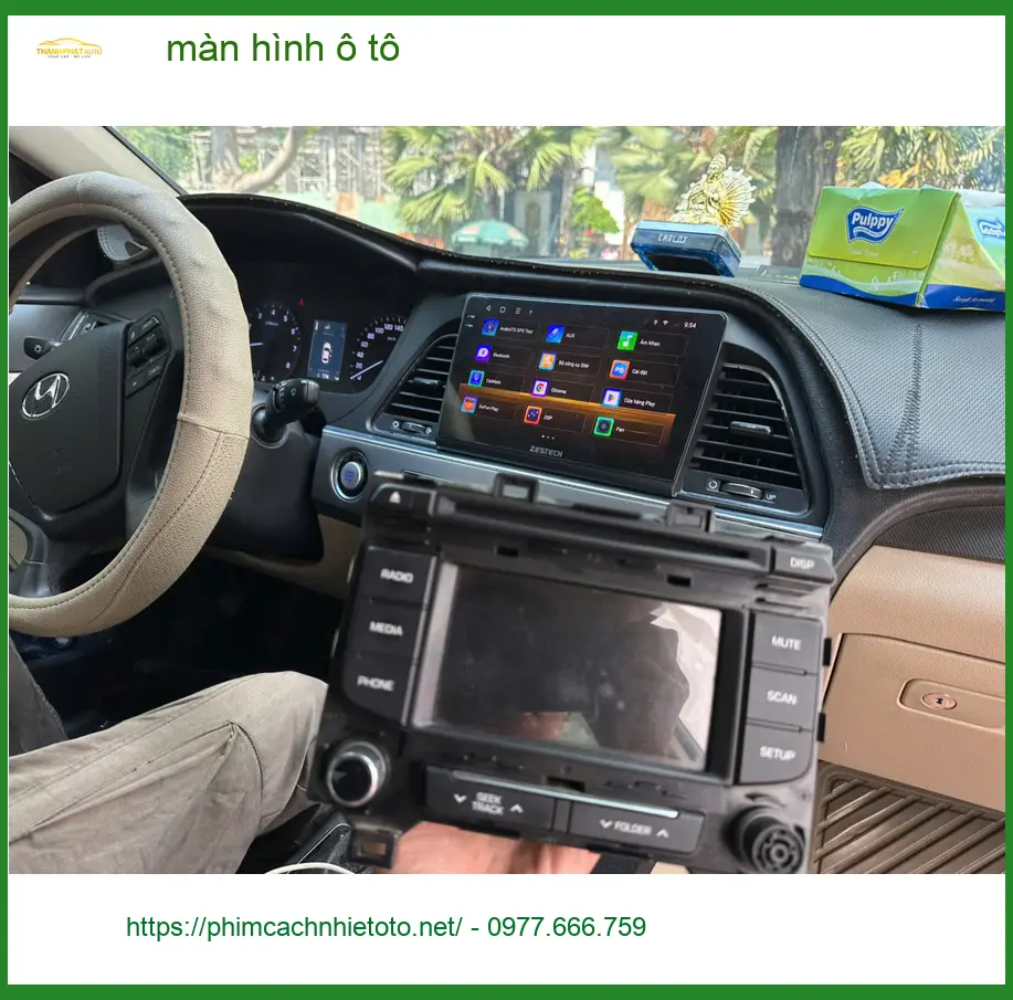 Chị Bích nâng cấp màn hình ô tô cho Hyundai Creta tại Quận Tân Phú để tiện dẫn đường và giải trí ảnh thực tế 4
