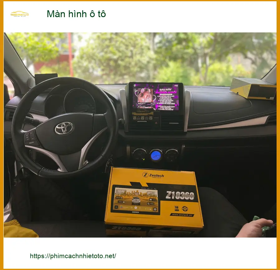 Chị Thảo lắp màn hình ô tô Hyundai Accent Quận 1 vì màn zin đã lỗi thời ảnh thực tế 2