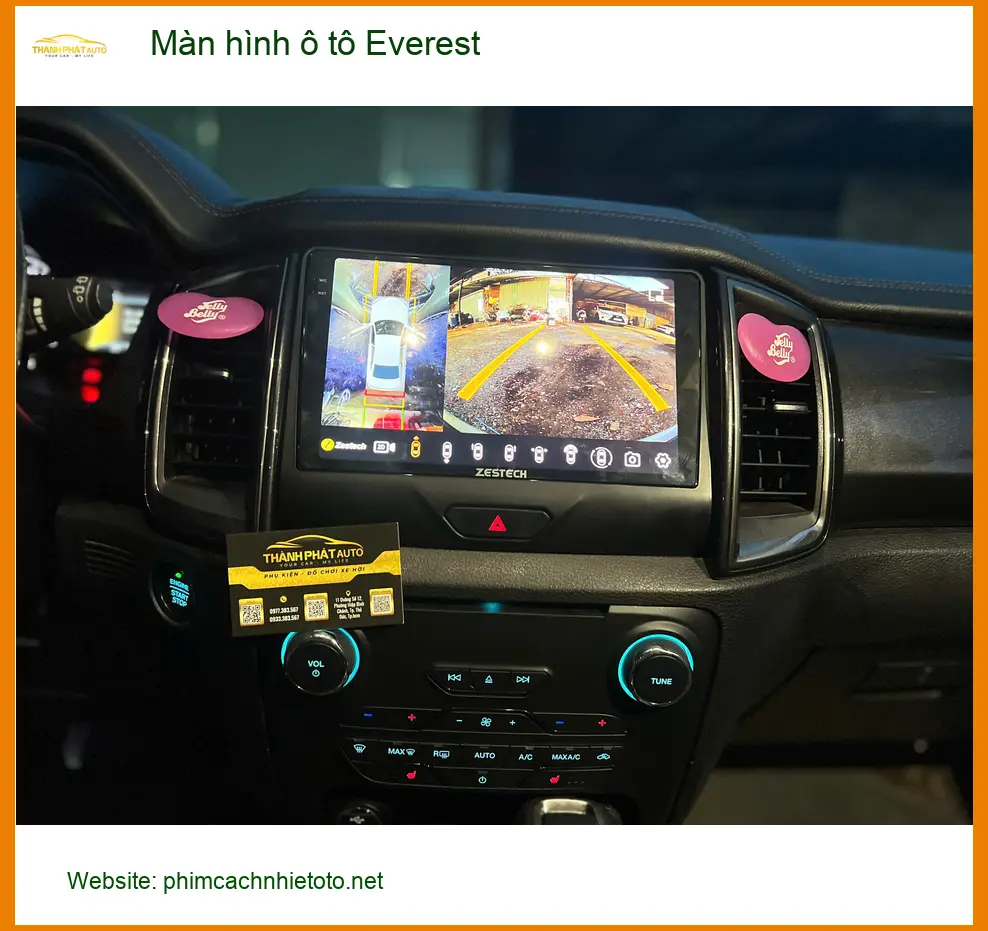 Anh Dũng nâng cấp màn hình ô tô cho Ford Everest tại Quận 12 vì thiếu tính năng ảnh thực tế 2