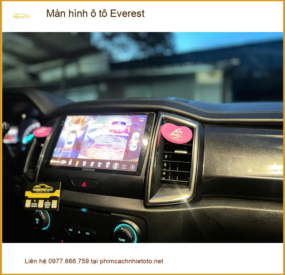 Anh Quang nâng cấp màn hình ô tô Ford Everest tại Quận 2