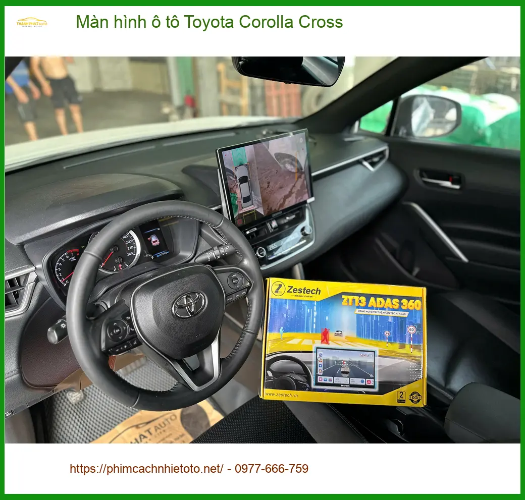 Anh Tùng nâng cấp màn hình ô tô Toyota Corolla Cross tại Quận 1