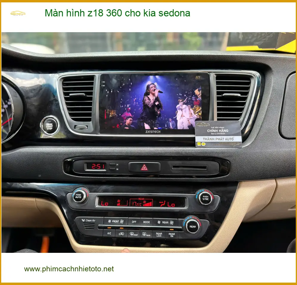 Chị Hương lắp Màn hình z18 360 cho Kia Sedona Quận Thủ Đức để tiện quan sát khi đậu xe ảnh thực tế 3
