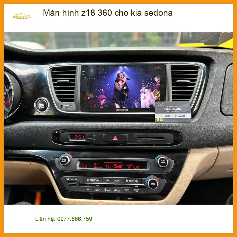 Anh Khang lắp màn hình Z18 360 cho Kia Sedona tại Quận 12 để dễ lùi xe ảnh thực tế 2