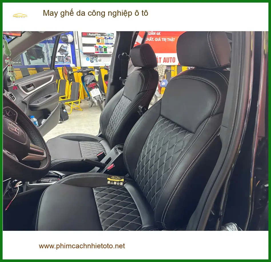 Chị Lan Anh bọc ghế da công nghiệp xe Toyota Vios tại Quận 9 vì ghế cũ xuống cấp ảnh thực tế 3
