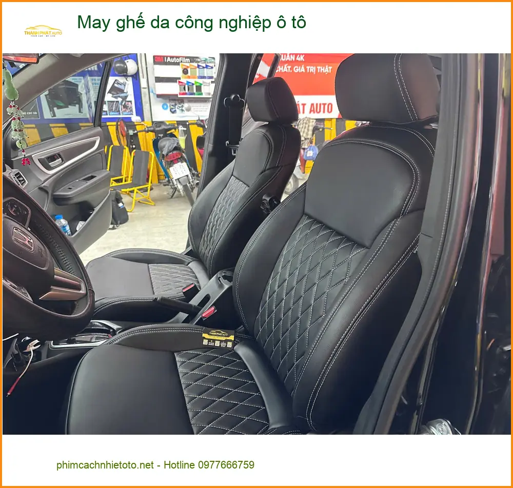 Anh Tùng may ghế da công nghiệp ô tô cho Toyota Camry tại Quận 10 ảnh thực tế 3