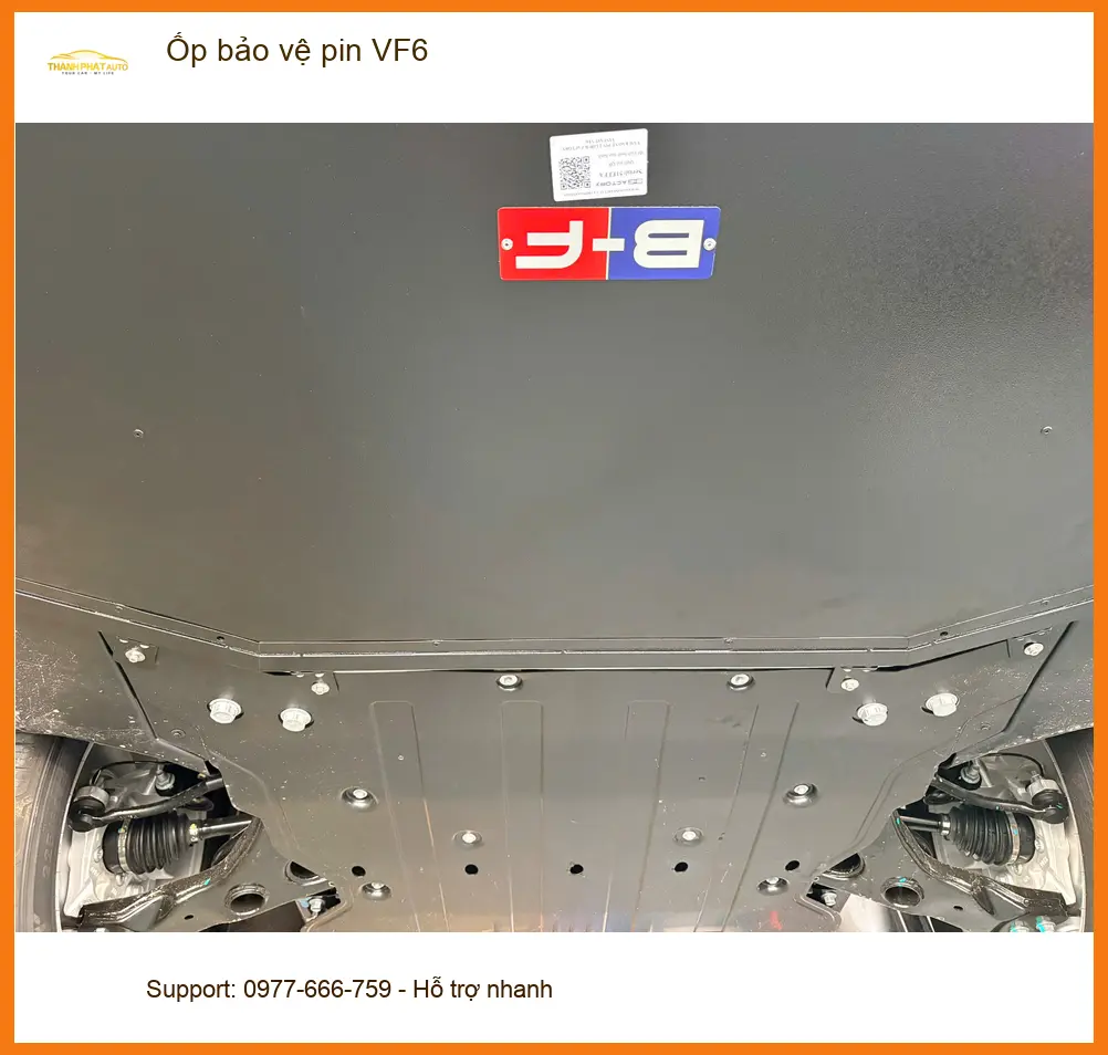 Chị Mai Phương lắp ốp bảo vệ pin VinFast VF6 tại Quận Tân Phú để xe bền hơn ảnh thực tế 2