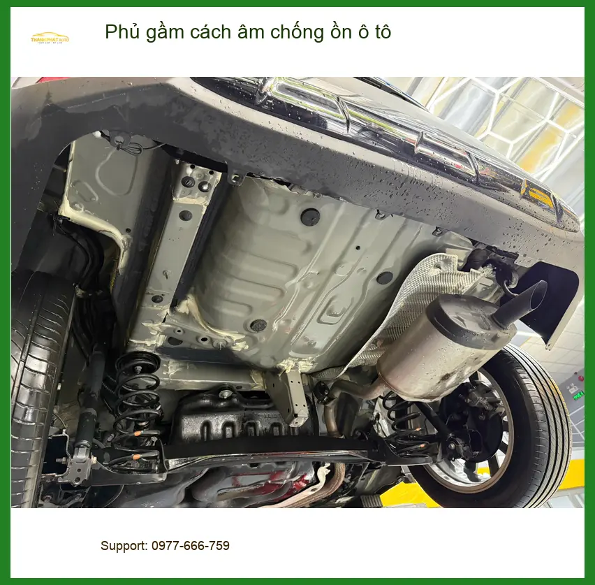 Anh Dũng phủ gầm cách âm chống ồn ô tô Toyota Vios tại Quận Tân Bình ảnh thực tế 3