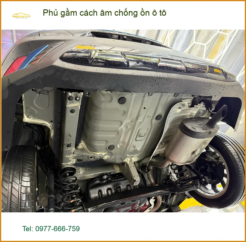 Chị Thanh phủ gầm cách âm chống ồn Suzuki XL7 tại Nhà Bè để xe êm ái hơn ảnh thực tế 2