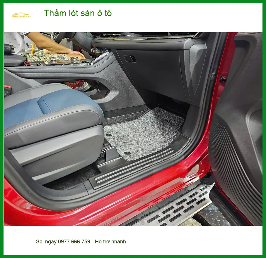 Chị Thanh lắp thảm lót sàn ô tô cao cấp cho Honda CRV tại Quận 2 ảnh thực tế 4