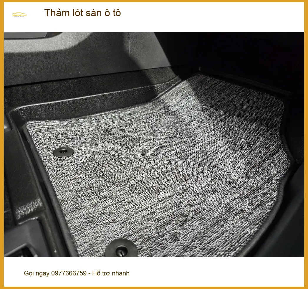 Chị Minh Thư thay thảm lót sàn ô tô cho Hyundai Accent tại Quận 6 để nội thất luôn sạch đẹp ảnh thực tế 4