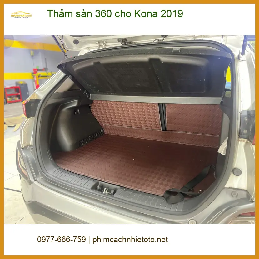 Chị Hà lắp Thảm sàn 360 cho Kona 2019 ở Bình Thạnh để xe luôn sạch ảnh thực tế 4