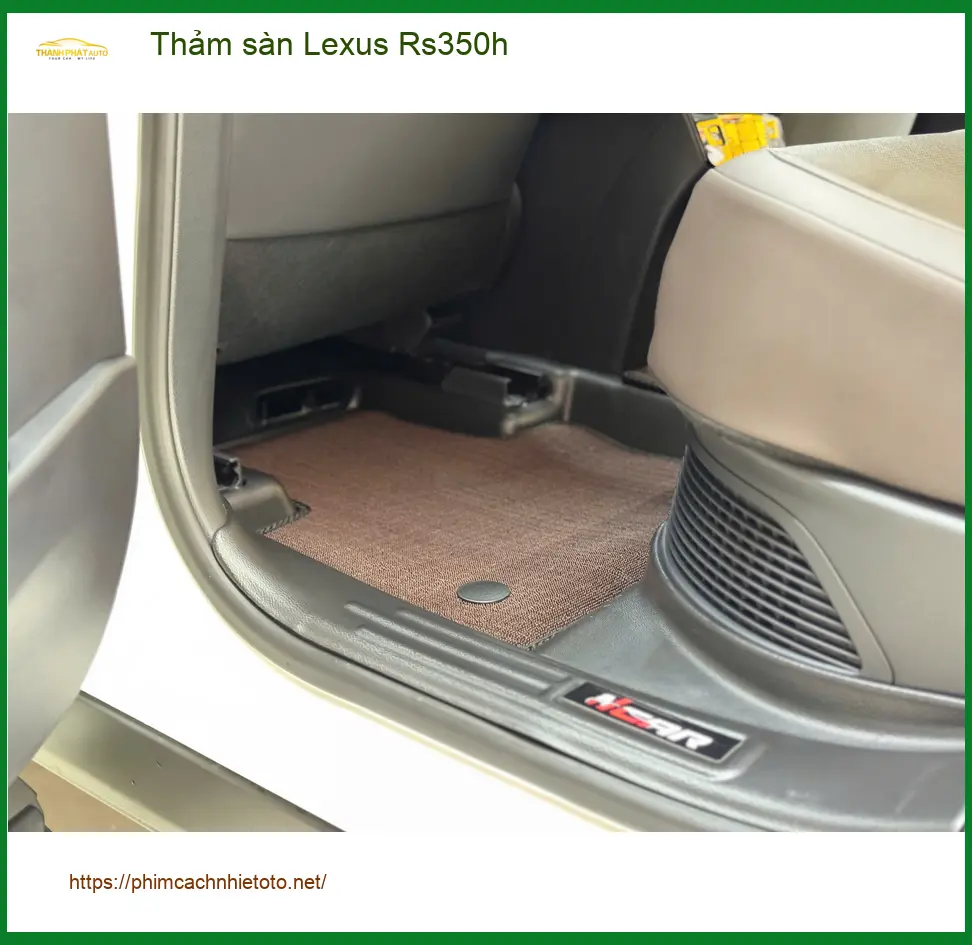 Chị Thảo thay thảm sàn Lexus Rs350h tại Hóc Môn, nội thất sạch sang ảnh thực tế 2