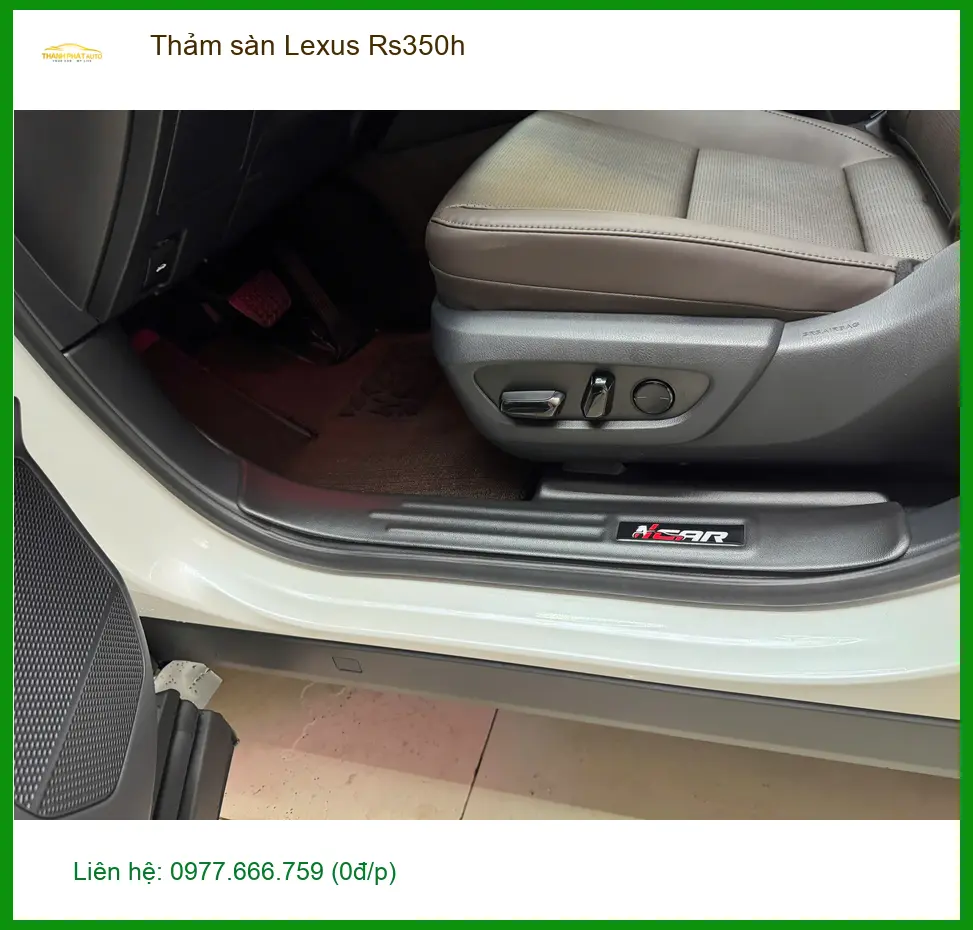 Chị Mai Phương thay thảm sàn Lexus Rs350h để nội thất luôn sạch đẹp tại Quận Thủ Đức ảnh thực tế 3