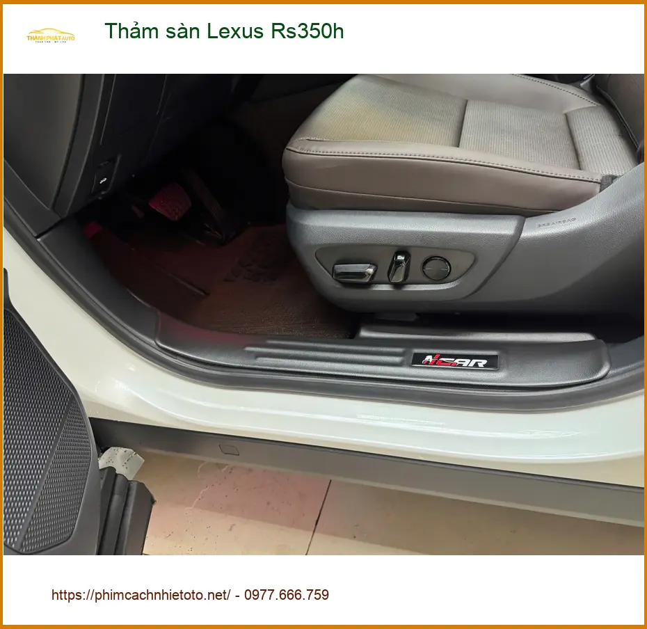 Chị Mai Anh tìm thảm sàn Lexus Rs350h Quận 9 vì thảm cũ đã sờn, khó vệ sinh
