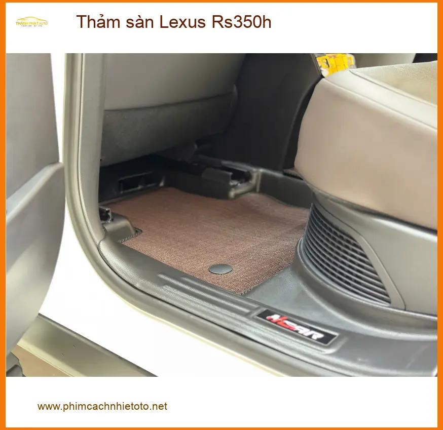 Chị Mỹ Duyên lắp thảm sàn Lexus RS350h ở Quận Phú Nhuận để dễ vệ sinh ảnh thực tế 2