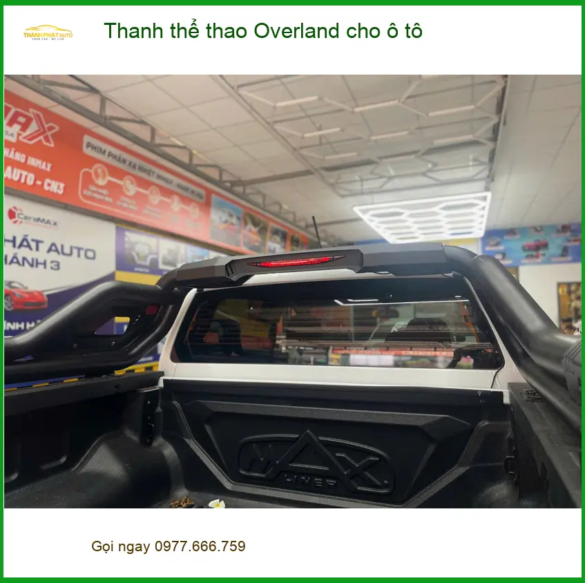 Chú Minh lắp thanh thể thao Overland cho Ford Ranger Wildtrak tại Quận Tân Bình để tăng vẻ hầm hố