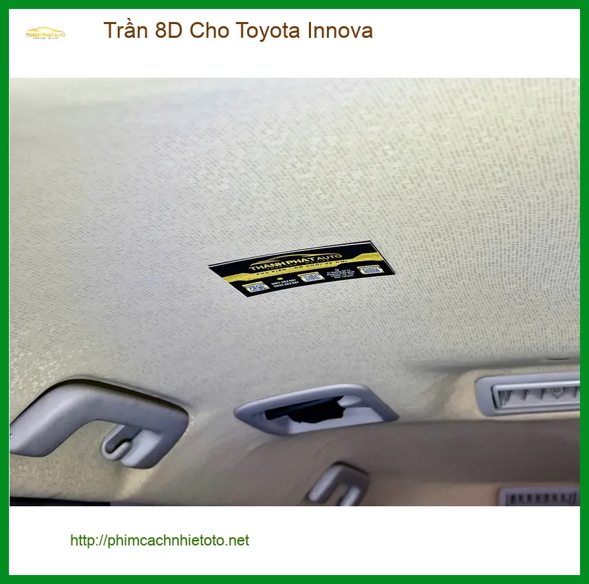 Chị Kim Ngân lắp trần 8D cho Toyota Innova tại Quận Thủ Đức để xe sang trọng hơn ảnh thực tế 3