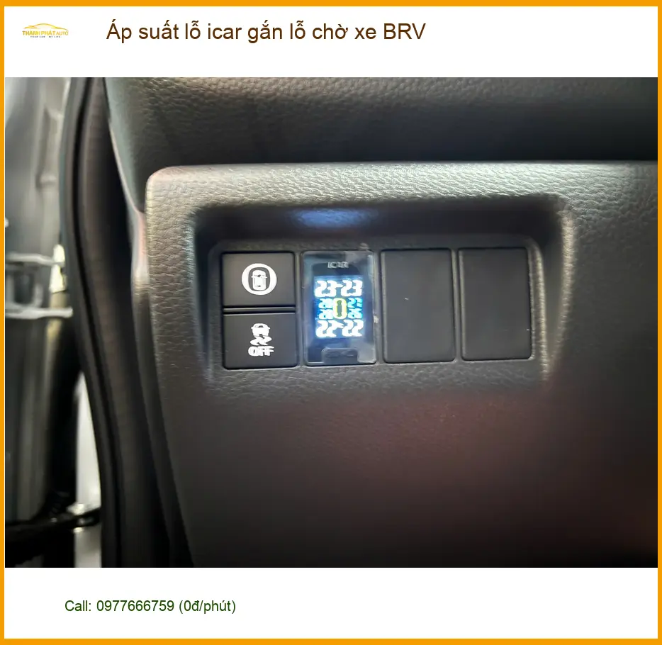 Chị Lan Anh lắp cảm biến áp suất lốp Icar gắn lỗ chờ xe BRV tại Củ Chi