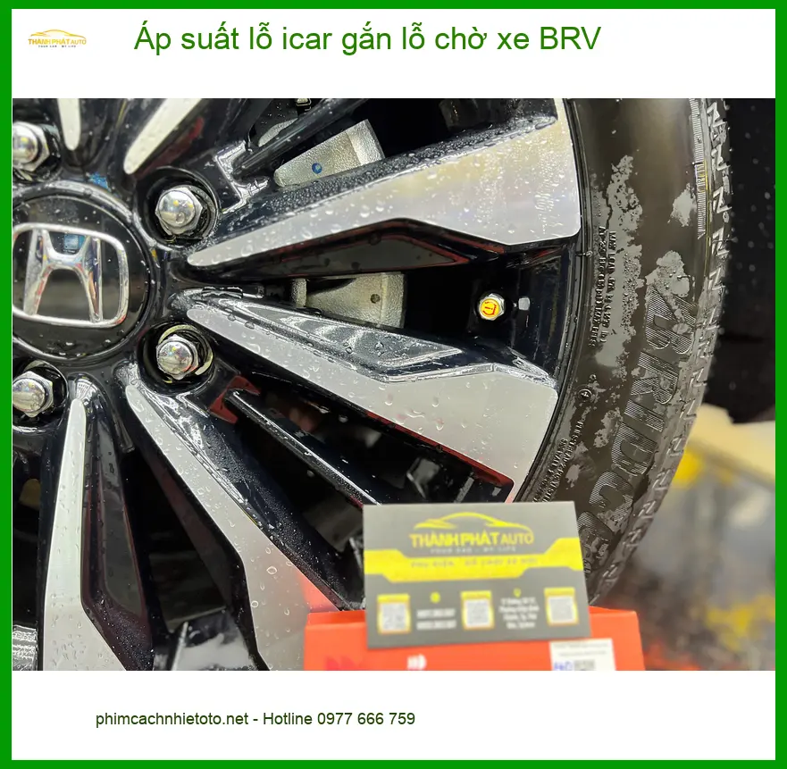 Chị Lan Anh lắp cảm biến áp suất lốp Icar gắn lỗ chờ xe BRV tại Củ Chi ảnh thực tế 2