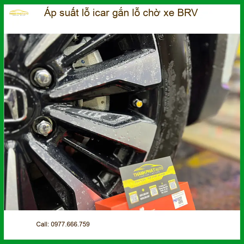 Chị Lan Anh lắp cảm biến áp suất lốp Icar gắn lỗ chờ xe BRV tại Củ Chi ảnh thực tế 3