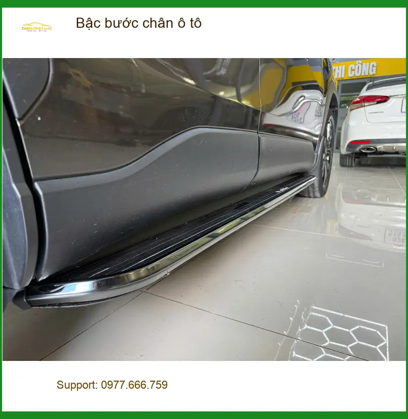 Anh Duy lắp bậc bước chân ô tô Hyundai Santa Fe tại Quận 7 cho tiện đi lại ảnh thực tế 2
