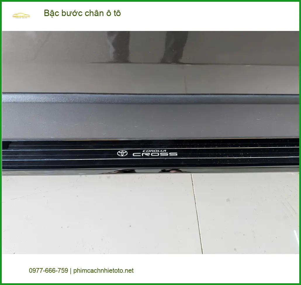 Anh Duy lắp bậc bước chân ô tô Hyundai Santa Fe tại Quận 7 cho tiện đi lại ảnh thực tế 3