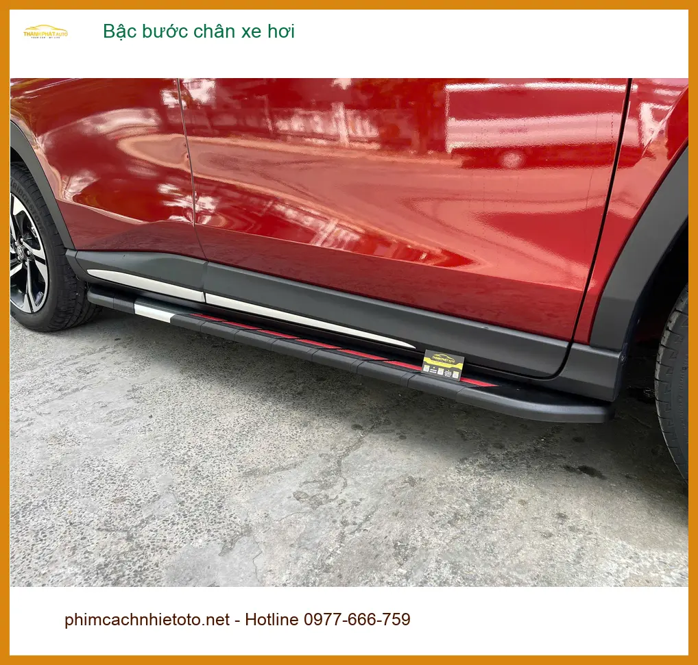 Anh Minh lắp bậc bước chân xe hơi Hyundai Accent tại Quận 5 để lên xuống xe dễ dàng hơn ảnh thực tế 5
