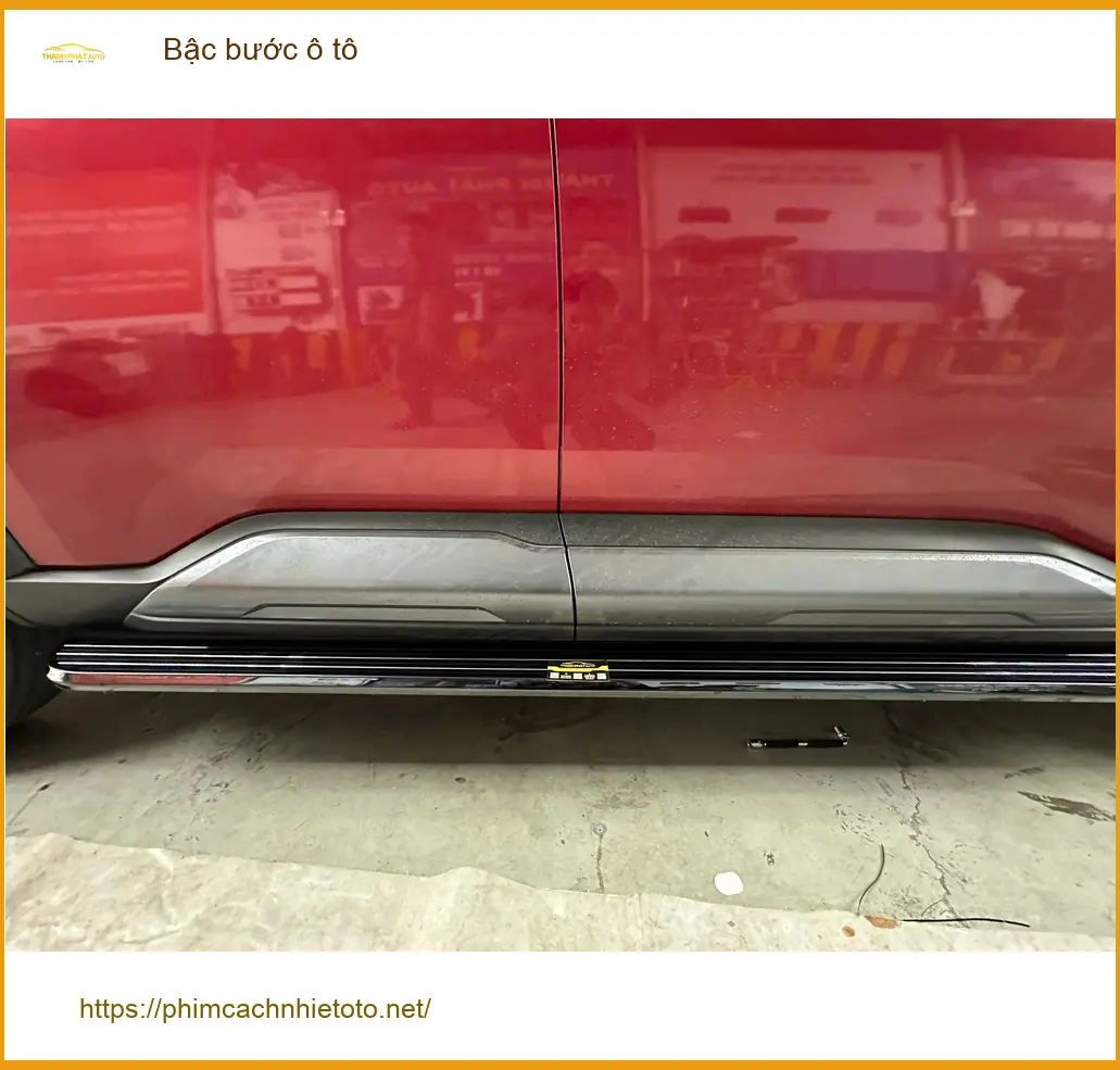 Anh Lâm lắp bậc bước ô tô Hyundai Santa Fe tại Quận Huyện Nhà Bè để lên xuống tiện lợi hơn ảnh thực tế 2