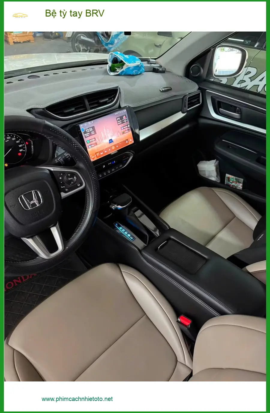 Anh Tấn lắp bệ tỳ tay Honda BRV tại Quận Tân Bình để hành trình dài không còn mệt mỏi