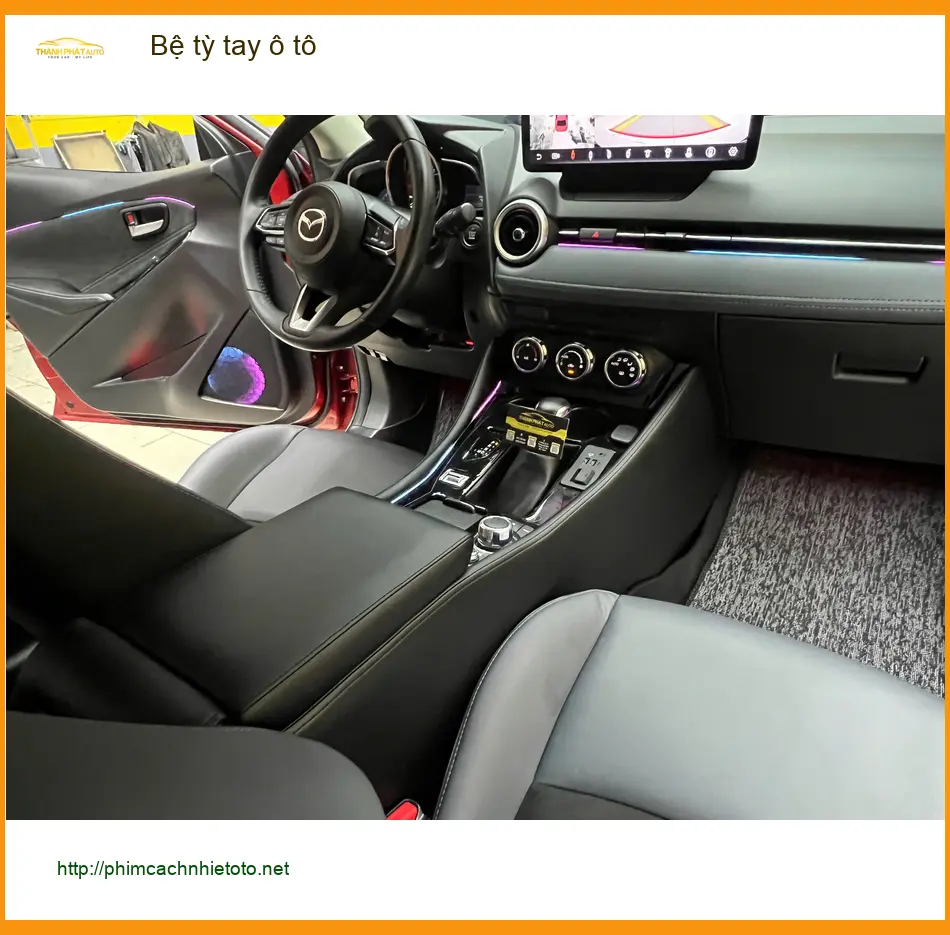 Anh Minh Hyundai Accent lắp Bệ tỳ tay ô tô tại Hóc Môn cho hành trình thoải mái hơn ảnh thực tế 2