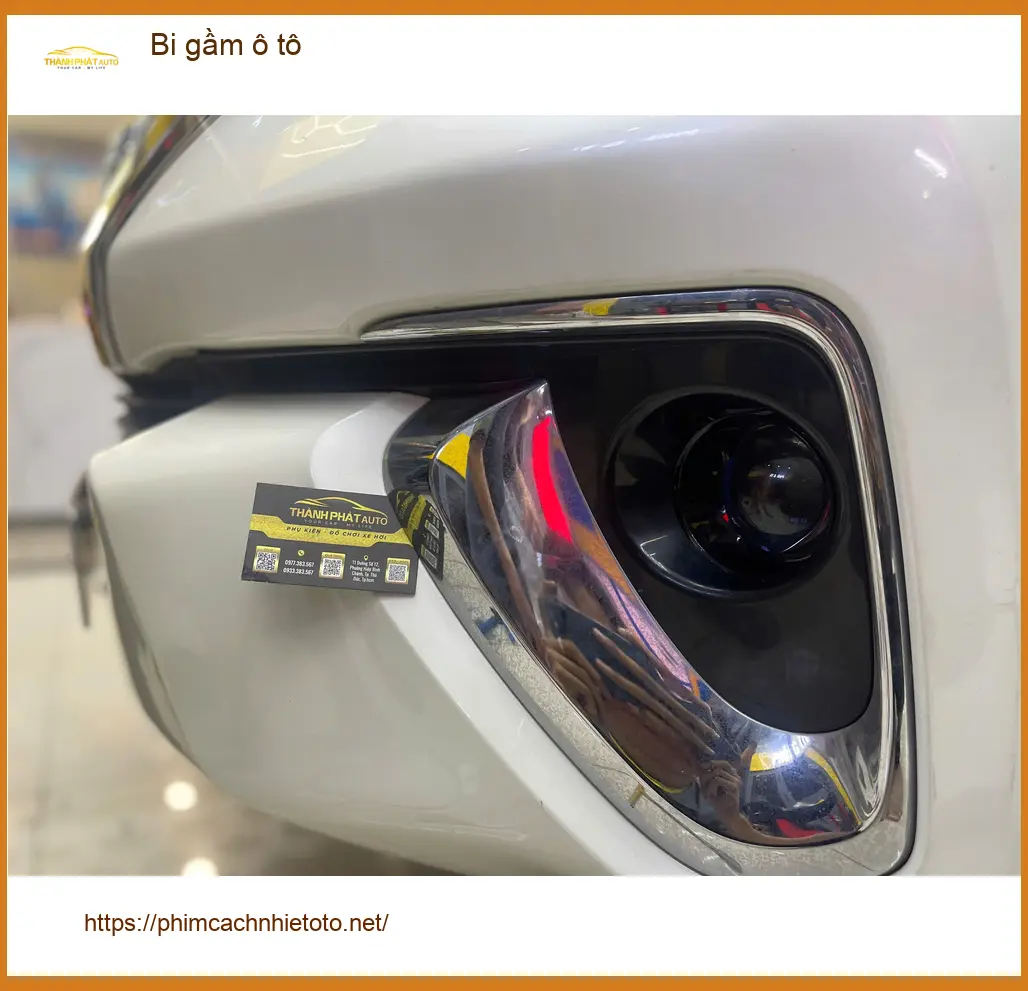 Chị Thư lắp bi gầm ô tô Mazda CX-5 tại Quận Thủ Đức để tăng sáng ảnh thực tế 2