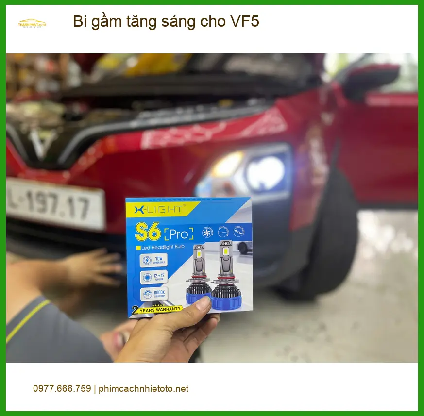 Anh Khang độ bi gầm tăng sáng cho VF5 ở Hóc Môn để lái xe an toàn hơn vào ban đêm ảnh thực tế 2