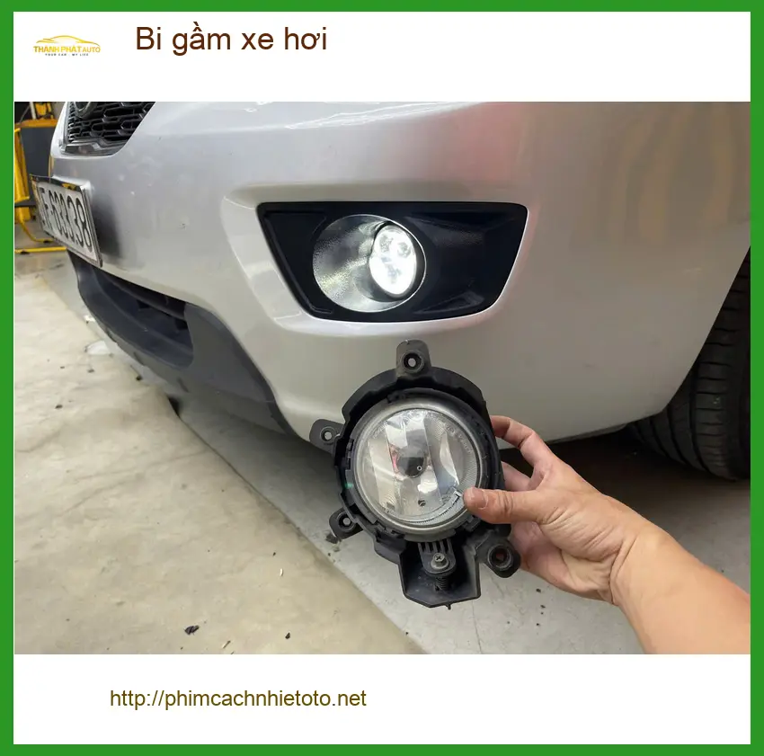 Anh Khải lắp bi gầm xe hơi Honda CR-V tại Hóc Môn để đi đêm an toàn ảnh thực tế 4