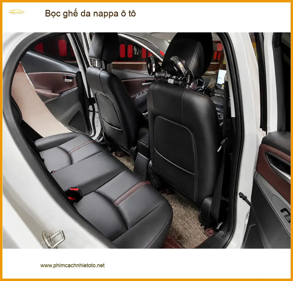 Chú Quang bọc ghế da nappa ô tô Mazda CX-5 tại Quận Thủ Đức vì ghế cũ xuống cấp