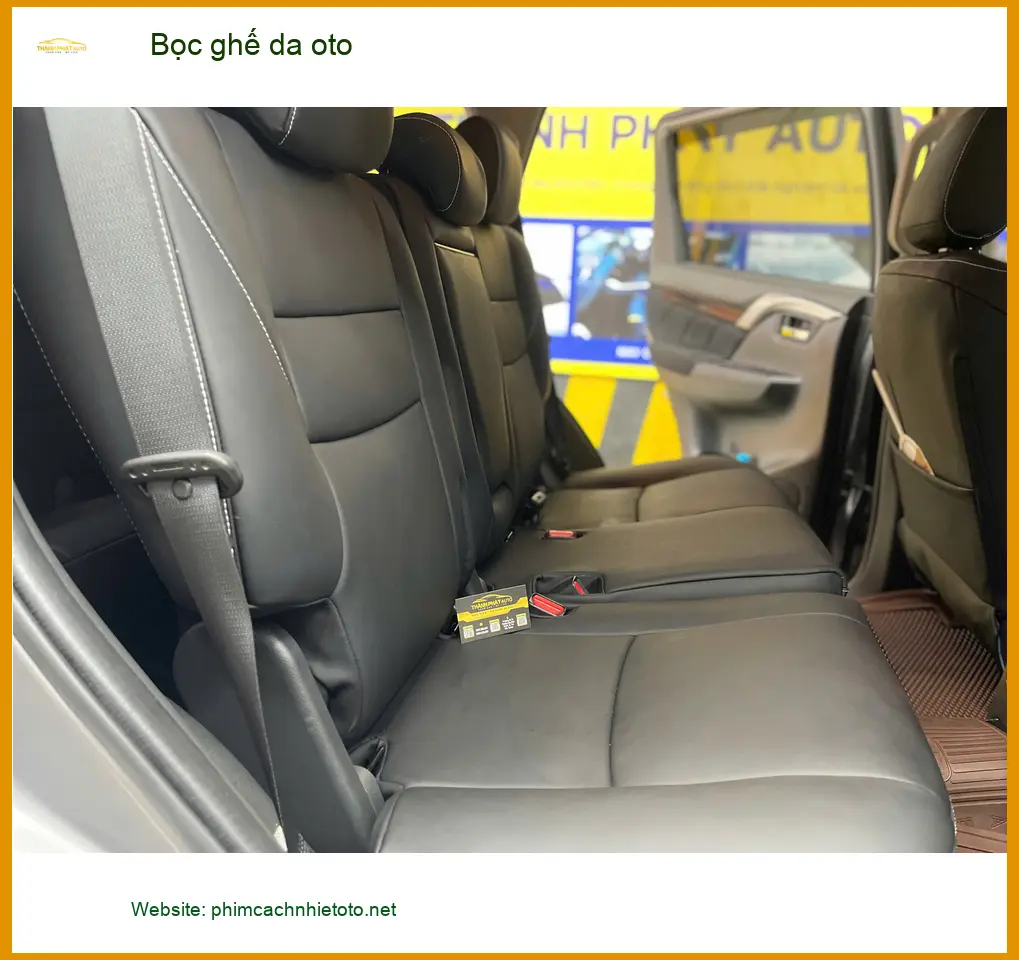 Chị Thảo bọc ghế da ô tô Toyota Vios Quận 10 vì ghế cũ đã bạc màu