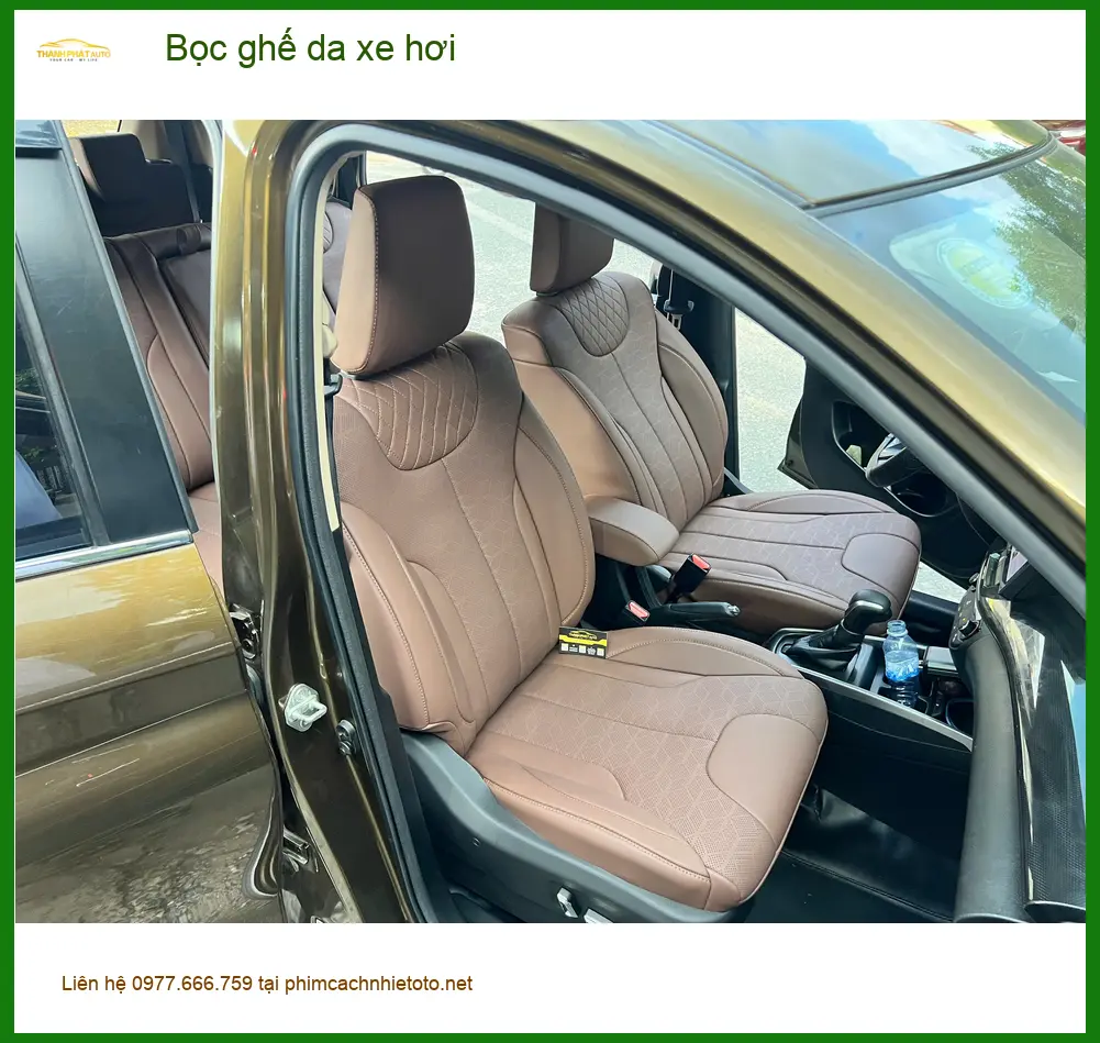 Chị Thảo bọc ghế da xe Kia K3 tại Quận 9 vì ghế cũ đã xuống cấp ảnh thực tế 2