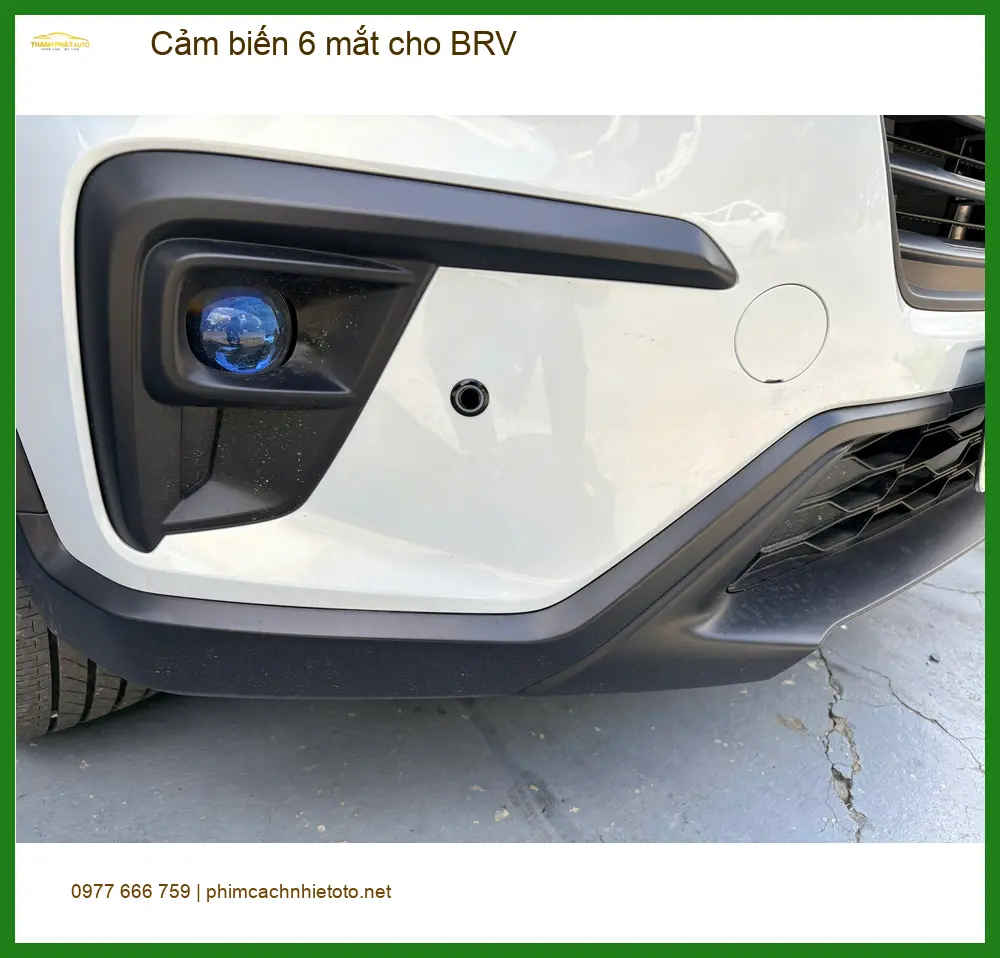 Anh Minh lắp cảm biến 6 mắt cho BRV tại Quận Phú Nhuận để an tâm hơn khi lùi xe ảnh thực tế 2