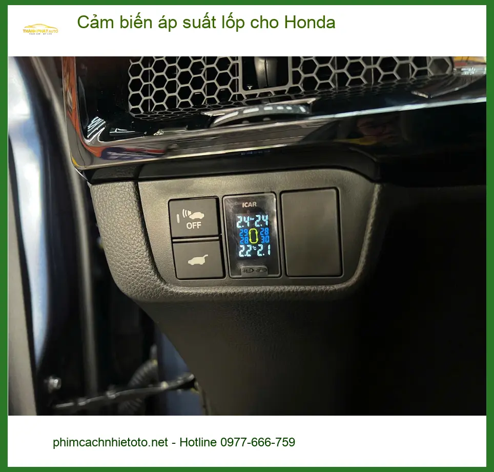 Anh Minh lắp cảm biến áp suất lốp cho Honda CRV tại Quận 2 để an tâm lái xe đường dài