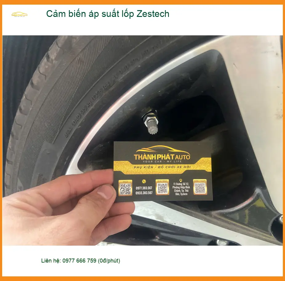 Bác Hưng lắp cảm biến áp suất lốp Zestech cho Hyundai Accent tại Quận 6 để an tâm lái xe ảnh thực tế 3