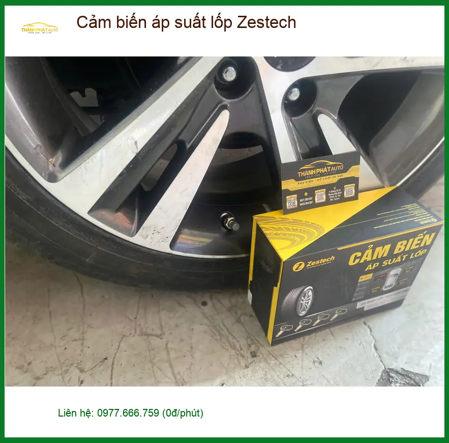 Chị Mai lắp cảm biến áp suất lốp Zestech cho Mazda 3 ở Quận Bình Tân ảnh thực tế 3