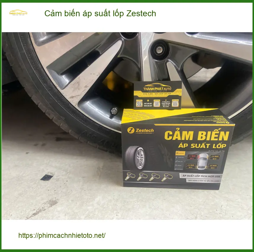 Anh Tấn lắp cảm biến áp suất lốp Zestech cho Kia Carnival tại Quận 12. ảnh thực tế 5