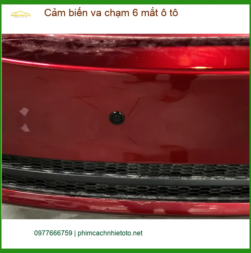 Anh Hoàng Nam lắp cảm biến va chạm 6 mắt ô tô tại Quận 9 cho Honda CR-V