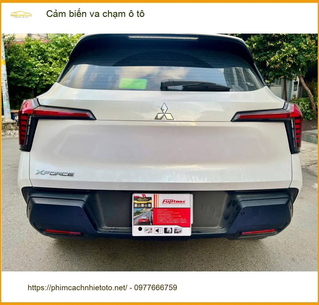 Anh Tùng lắp cảm biến va chạm ô tô Mazda CX-5 tại Quận 2 để lái xe an toàn hơn