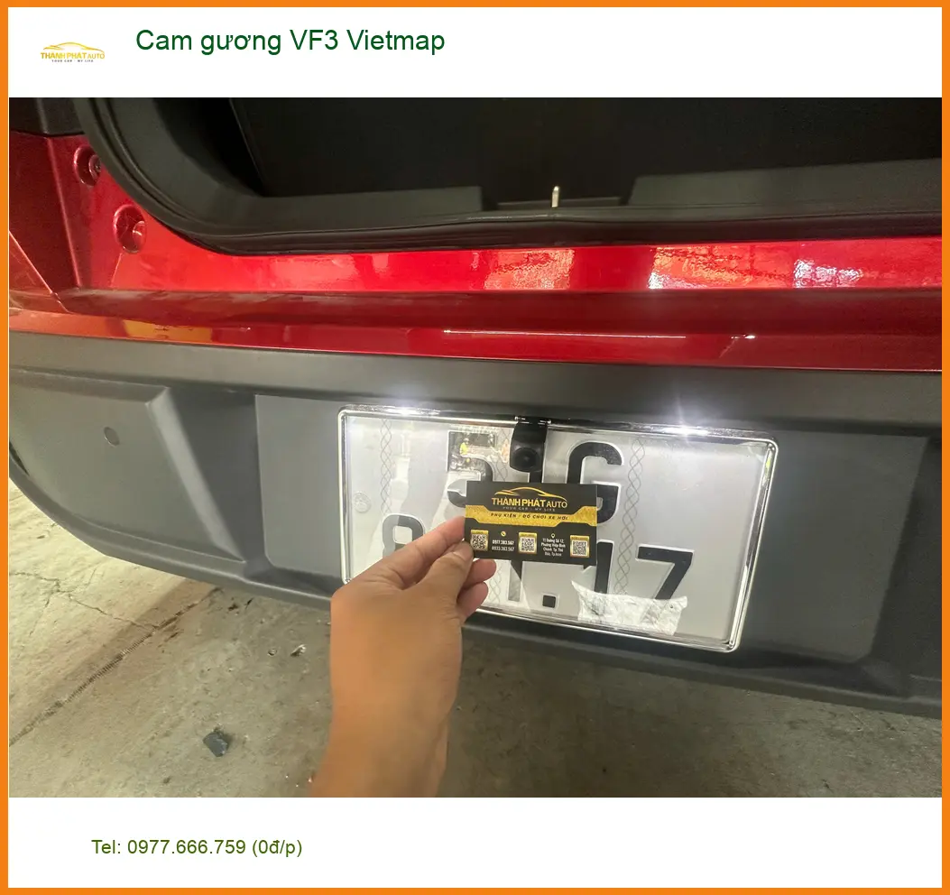 Anh Khải lắp cam gương Vietmap cho VF3 tại Phú Nhuận để lái xe an toàn hơn