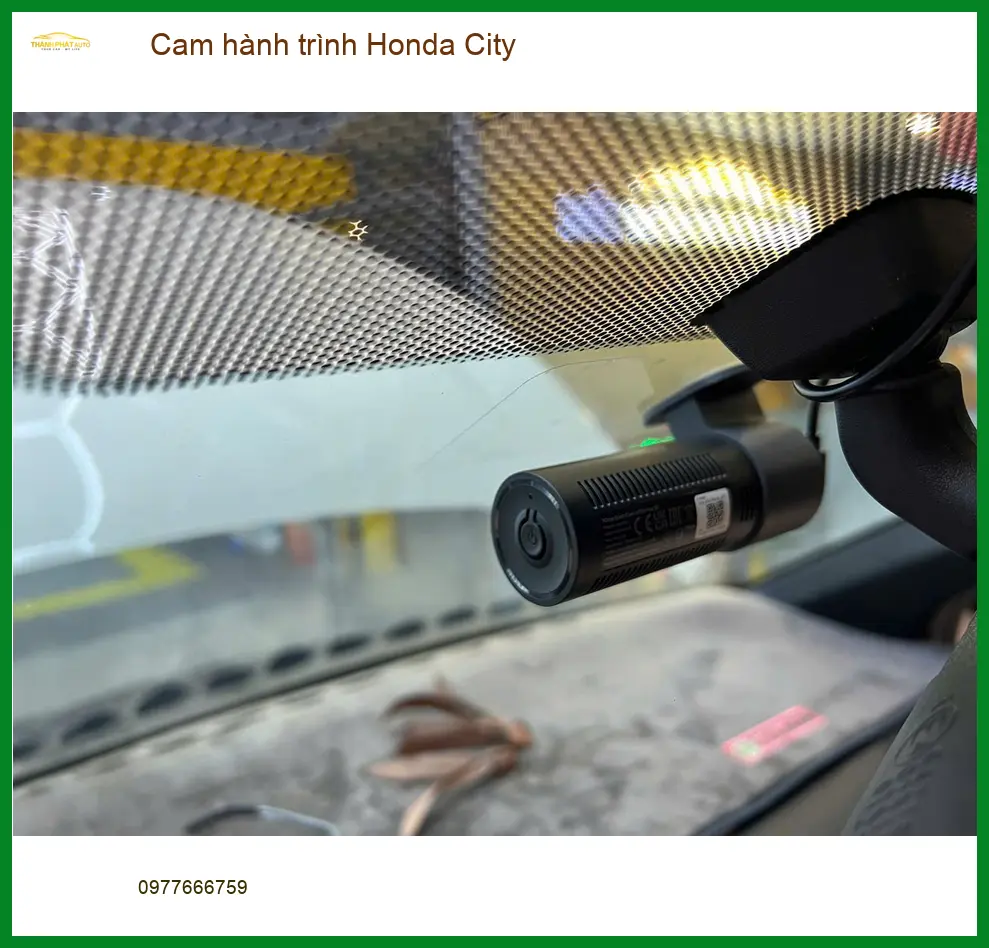 Anh Bách lắp cam hành trình Honda City tại Quận 2 sau sự cố va chạm nhỏ cần bằng chứng ảnh thực tế 2